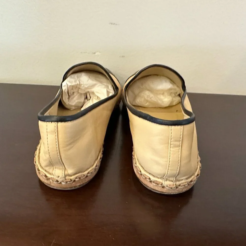 CHANEL 19C Lambskin Beige/Black Mocassins Loafers W/Box women's Size 40